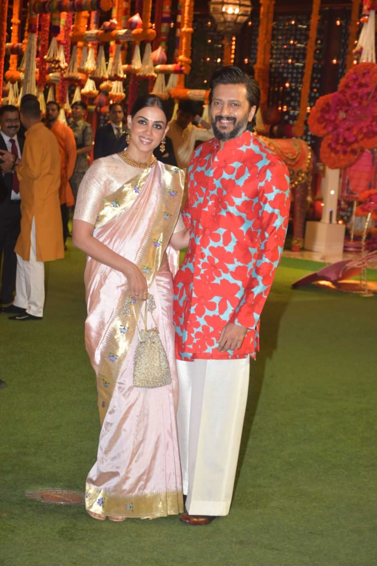 Riteish Deshmukh and Genelia Deshmukh attended the Ganesh Puja at Antilia. They looked lovely in ethnic outfits